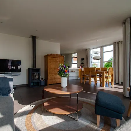 Holiday home Eilandr Am Ufer 8 & Am Ufer 14 *